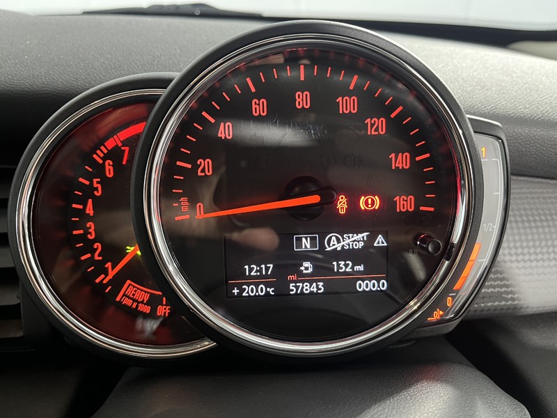 2020 (70) MINI HATCHBACK 1.5 Cooper Classic II 5dr 5698203