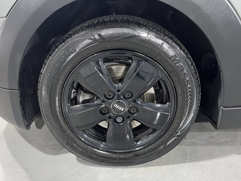2020 (70) MINI HATCHBACK 1.5 Cooper Classic II 5dr 5698208