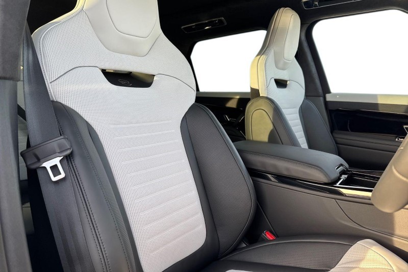  LAND ROVER RANGE ROVER SPORT 4.4 P635 V8 SV 5dr Auto 4925952