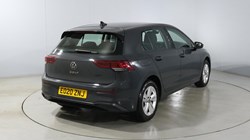 2020 (20) VOLKSWAGEN GOLF 1.5 TSI Life 5dr 5681621