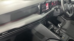 2020 (20) VOLKSWAGEN GOLF 1.5 TSI Life 5dr 5681589