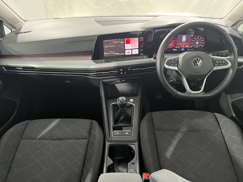 2020 (20) VOLKSWAGEN GOLF 1.5 TSI Life 5dr 5681586