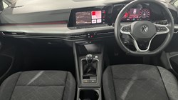 2020 (20) VOLKSWAGEN GOLF 1.5 TSI Life 5dr 5681586
