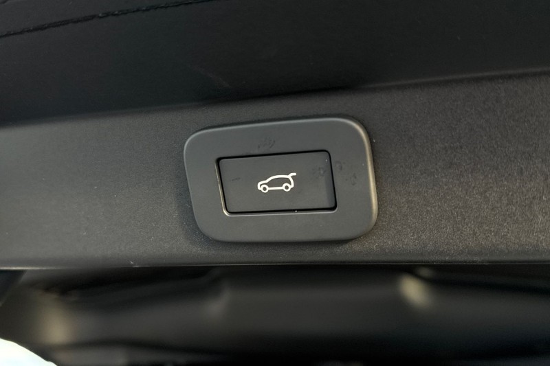  LAND ROVER RANGE ROVER SPORT 4.4 P635 V8 SV 5dr Auto 4925963