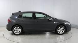 2020 (20) VOLKSWAGEN GOLF 1.5 TSI Life 5dr 5681585