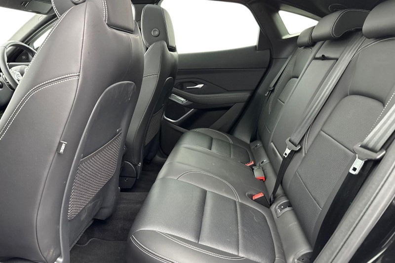 2024 (74) JAGUAR E-PACE 2.0 D200 R-Dynamic SE Black 5dr Auto 4967646