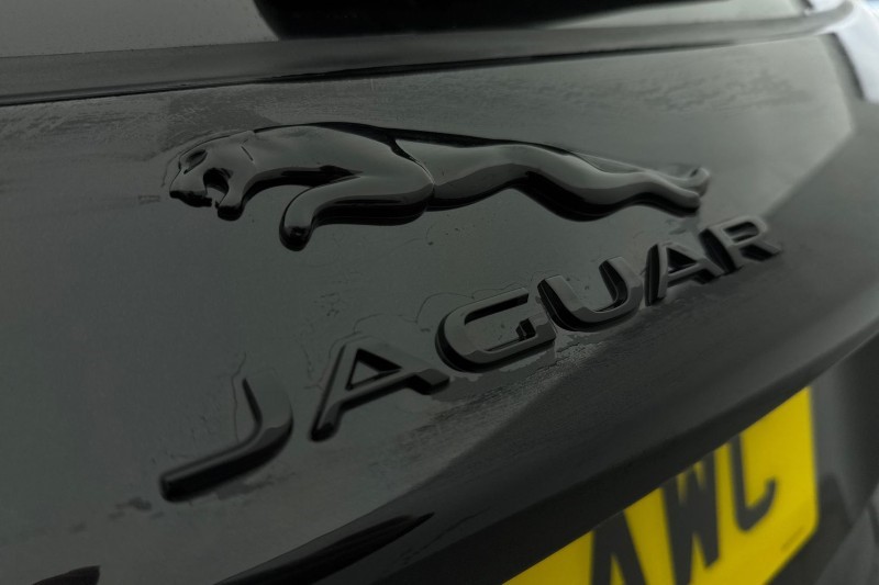2024 (74) JAGUAR E-PACE 2.0 D200 R-Dynamic SE Black 5dr Auto 4967684