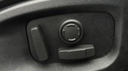 2024 (74) JAGUAR E-PACE 2.0 D200 R-Dynamic SE Black 5dr Auto 4967666