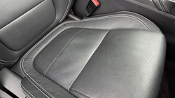 2024 (74) JAGUAR E-PACE 2.0 D200 R-Dynamic SE Black 5dr Auto 4967667