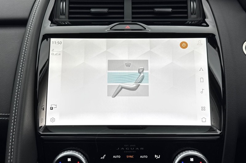 2024 (74) JAGUAR E-PACE 2.0 D200 R-Dynamic SE Black 5dr Auto 4967673