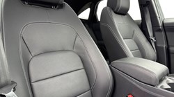 2024 (74) JAGUAR E-PACE 2.0 D200 R-Dynamic SE Black 5dr Auto 4967668