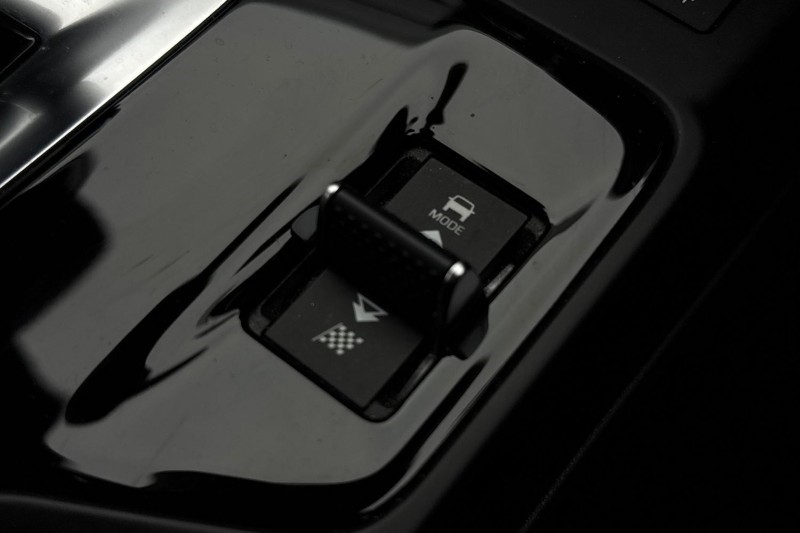 2024 (74) JAGUAR E-PACE 2.0 D200 R-Dynamic SE Black 5dr Auto 4967674