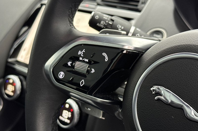 2024 (74) JAGUAR E-PACE 2.0 D200 R-Dynamic SE Black 5dr Auto 4967669