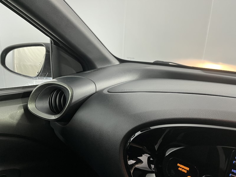 2022 (22) TOYOTA AYGO X 1.0 VVT-i Edge 5dr 5697948