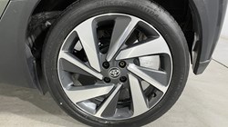 2022 (22) TOYOTA AYGO X 1.0 VVT-i Edge 5dr 5697938