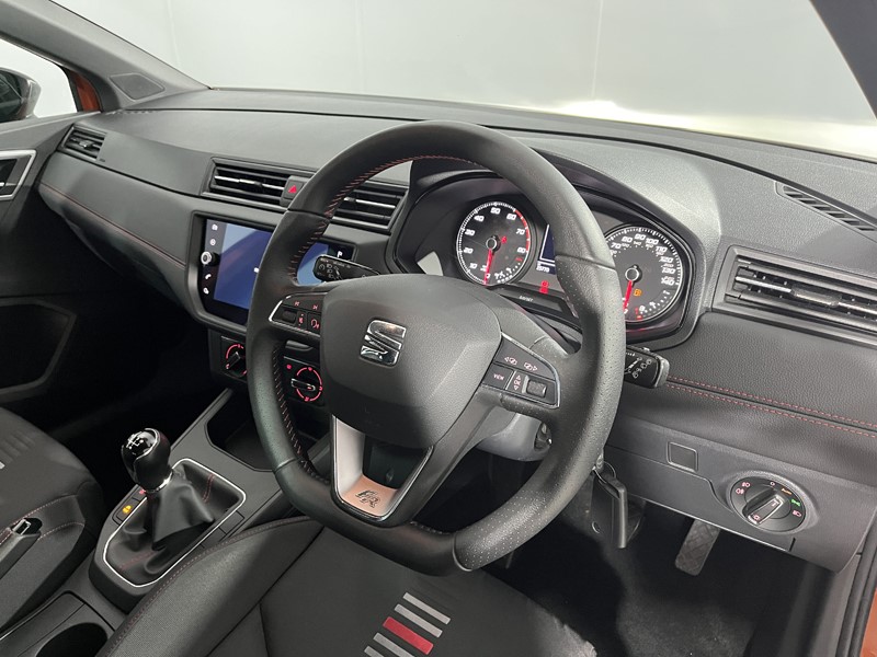 2020 (20) SEAT IBIZA 1.0 TSI 95 FR [EZ] 5dr 5710024