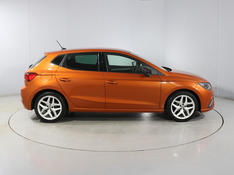 2020 (20) SEAT IBIZA 1.0 TSI 95 FR [EZ] 5dr 5710021