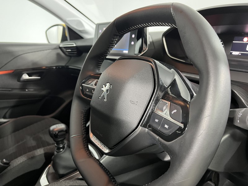 2020 (70) PEUGEOT 208 1.2 PureTech 100 Active 5dr 5727572