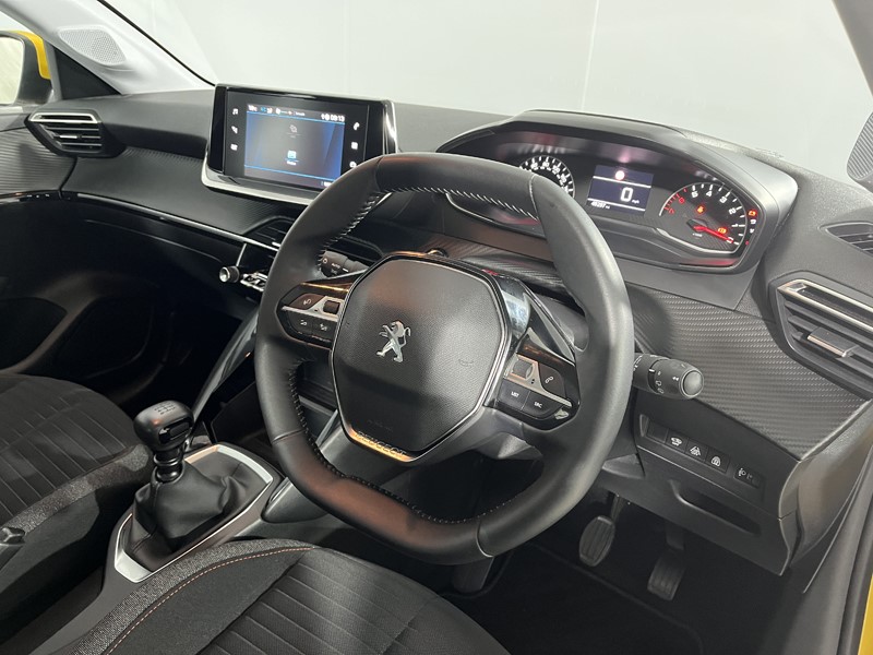 2020 (70) PEUGEOT 208 1.2 PureTech 100 Active 5dr 5727559