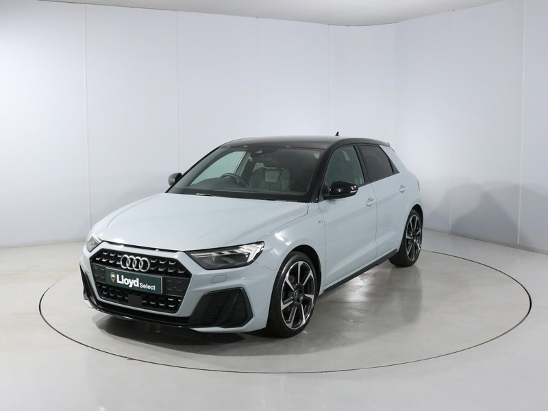 2022 (22) AUDI A1 30 TFSI 110 Black Edition 5dr S Tronic 5741388