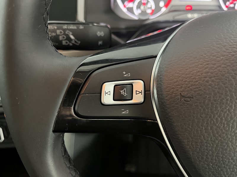 2018 (18) VOLKSWAGEN POLO 1.0 TSI 95 SE 5dr 5747940