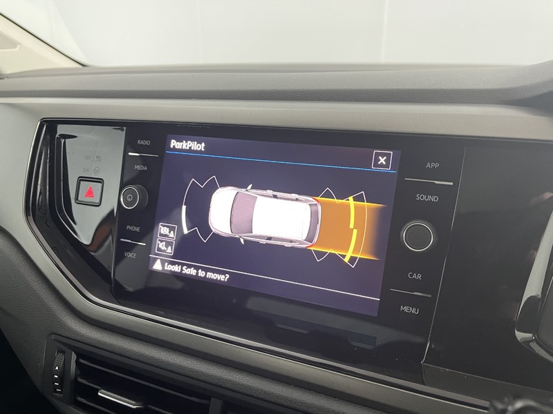 2018 (18) VOLKSWAGEN POLO 1.0 TSI 95 SE 5dr 5747936