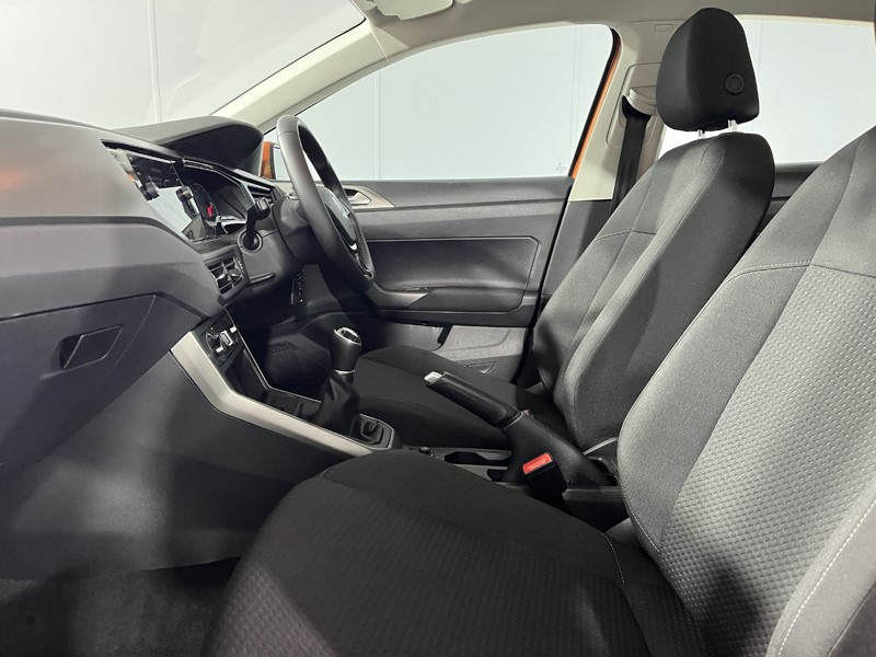 2018 (18) VOLKSWAGEN POLO 1.0 TSI 95 SE 5dr 5747948