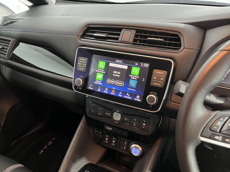 2022 (22) NISSAN LEAF 160kW e PLUS Tekna 59kWh 5dr Auto 5755760