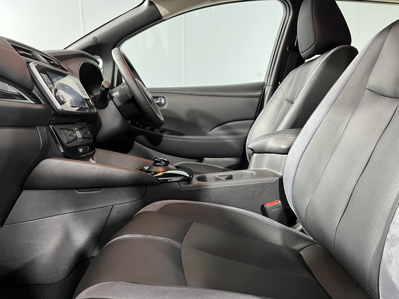 2022 (22) NISSAN LEAF 160kW e PLUS Tekna 59kWh 5dr Auto 5755785