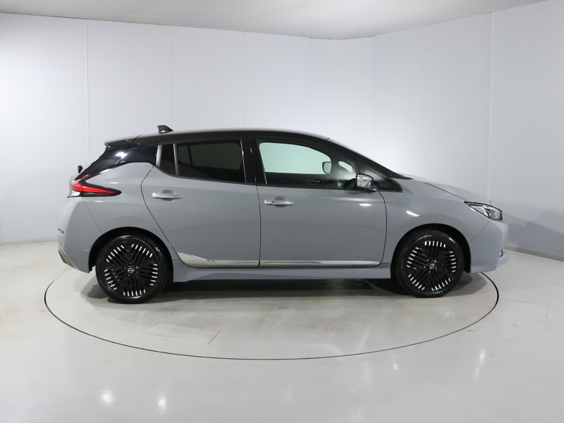 2022 (22) NISSAN LEAF 160kW e PLUS Tekna 59kWh 5dr Auto 5755755