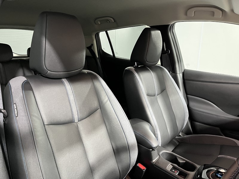 2022 (22) NISSAN LEAF 160kW e PLUS Tekna 59kWh 5dr Auto 5755763