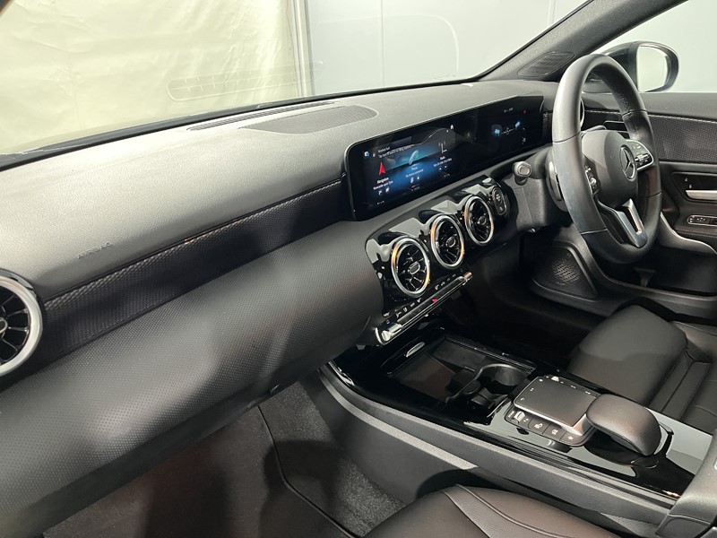 2022 (72) MERCEDES-BENZ A CLASS A180 Sport Executive 5dr Auto 5774898
