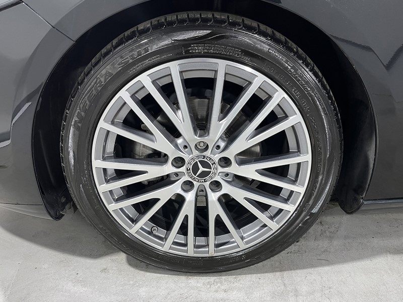 2022 (72) MERCEDES-BENZ A CLASS A180 Sport Executive 5dr Auto 5774905
