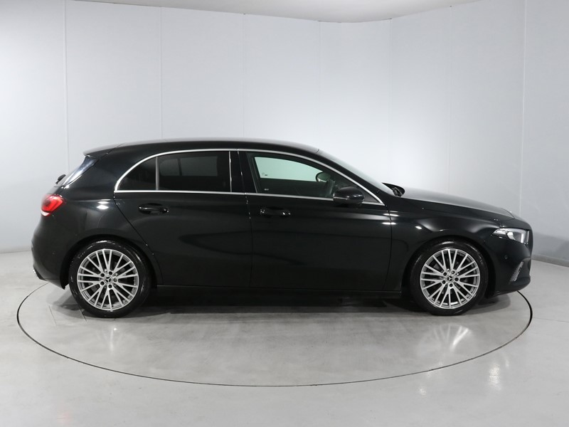 2022 (72) MERCEDES-BENZ A CLASS A180 Sport Executive 5dr Auto 5774894