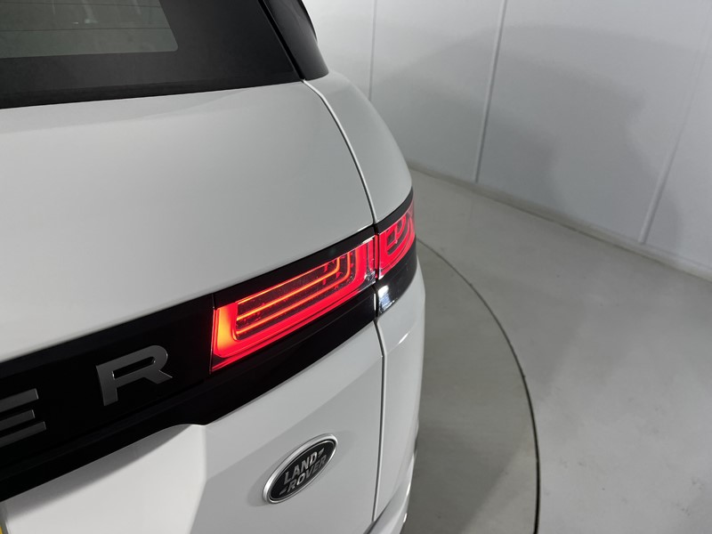 2019 (69) LAND ROVER RANGE ROVER EVOQUE 2.0 D180 R-Dynamic S 5dr Auto 5763084
