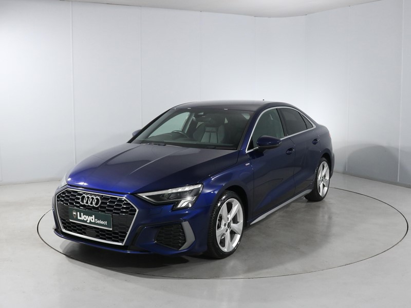 2023 (73) AUDI A3 35 TFSI S Line 4dr 5775175