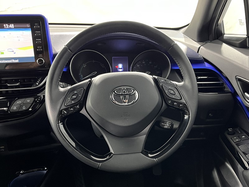 2020 (70) TOYOTA C-HR 2.0 Hybrid Dynamic 5dr CVT 5792233