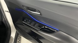 2020 (70) TOYOTA C-HR 2.0 Hybrid Dynamic 5dr CVT 5792248