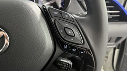 2020 (70) TOYOTA C-HR 2.0 Hybrid Dynamic 5dr CVT 5792251