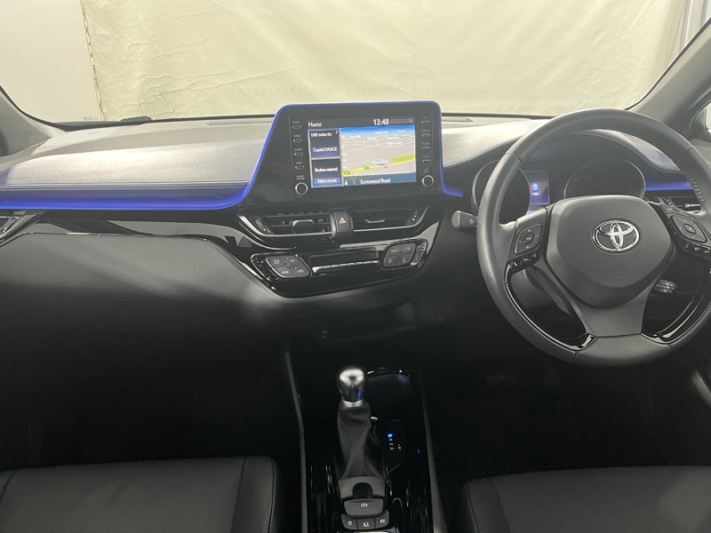 2020 (70) TOYOTA C-HR 2.0 Hybrid Dynamic 5dr CVT 5792232