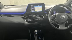 2020 (70) TOYOTA C-HR 2.0 Hybrid Dynamic 5dr CVT 5792232
