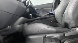 2020 (70) TOYOTA C-HR 2.0 Hybrid Dynamic 5dr CVT 5792259