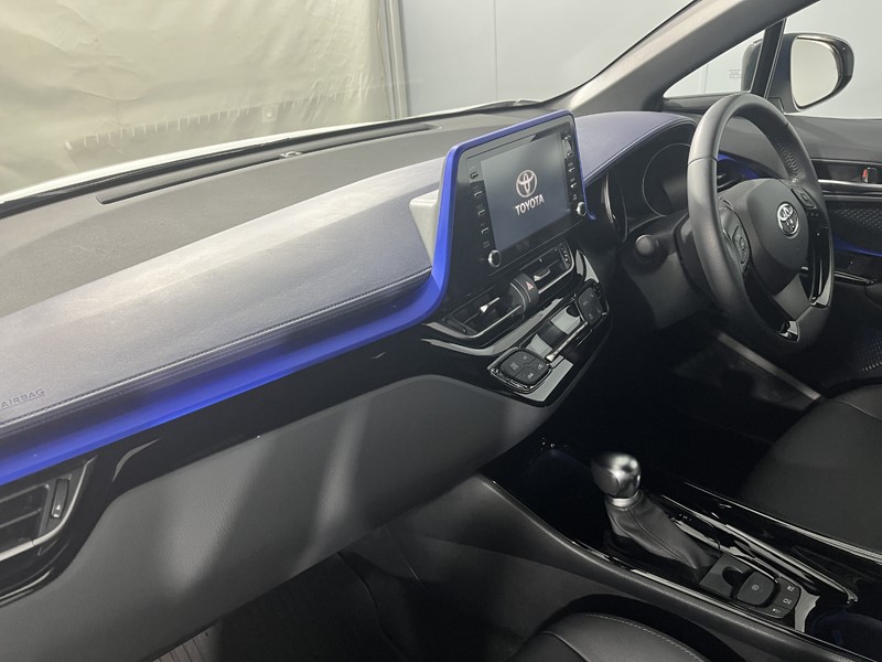 2020 (70) TOYOTA C-HR 2.0 Hybrid Dynamic 5dr CVT 5792235