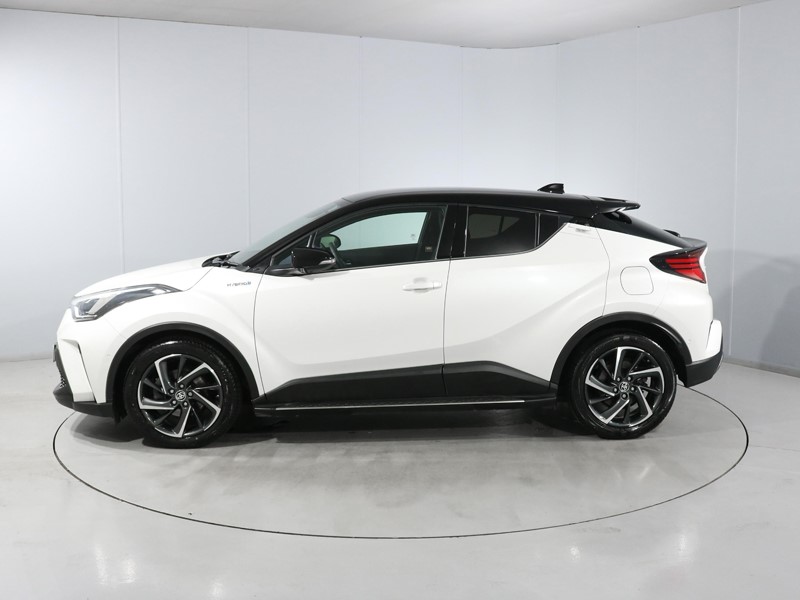 2020 (70) TOYOTA C-HR 2.0 Hybrid Dynamic 5dr CVT 5792270
