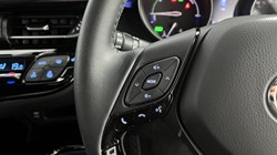 2020 (70) TOYOTA C-HR 2.0 Hybrid Dynamic 5dr CVT 5792250