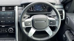 2025 (25) LAND ROVER DISCOVERY 3.0 D350 Dynamic HSE 5dr Auto 4530863