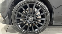 2018 (18) MERCEDES-BENZ C CLASS C250d 4Matic AMG Line Premium Plus 5dr Auto 5792710