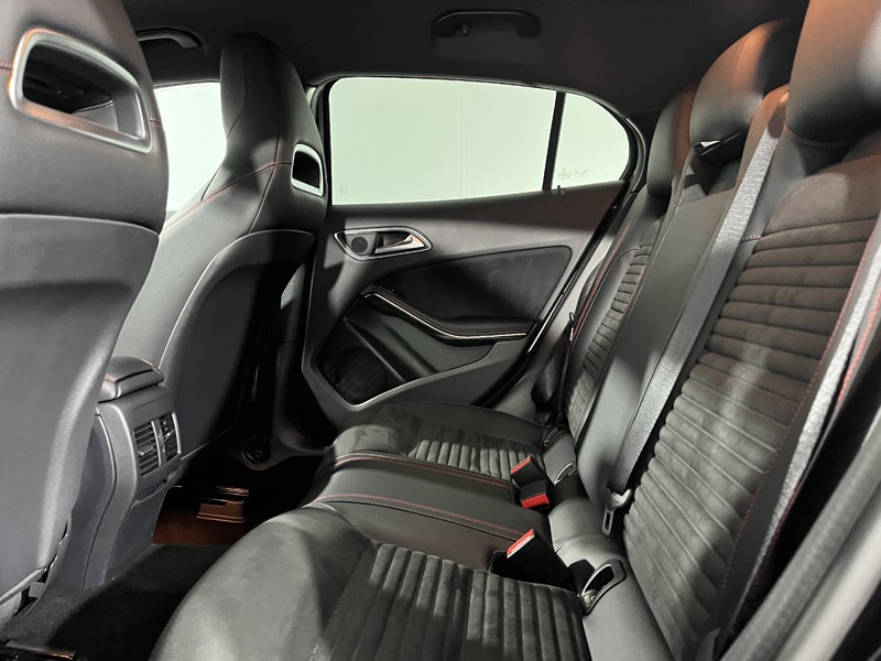 2019 (69) MERCEDES-BENZ GLA 180 AMG Line Edition 5dr Auto 5791167
