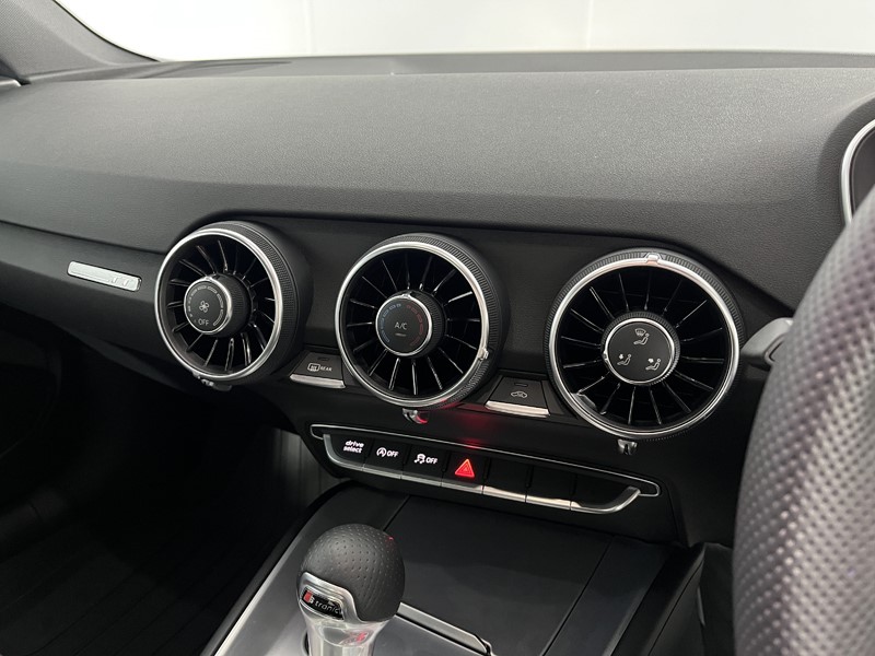 2024 (73) AUDI TT 40 TFSI Black Edition 2dr S Tronic 5793197
