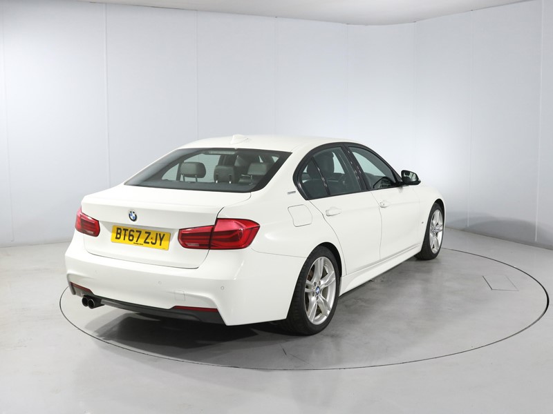 2017 (67) BMW 3 SERIES 330e M Sport 4dr Step Auto 5803059